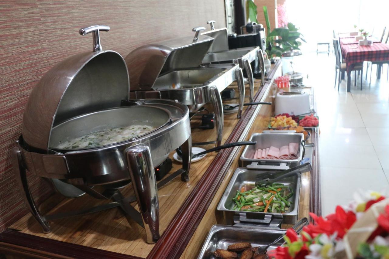 V Hotel Vientiane Exterior photo