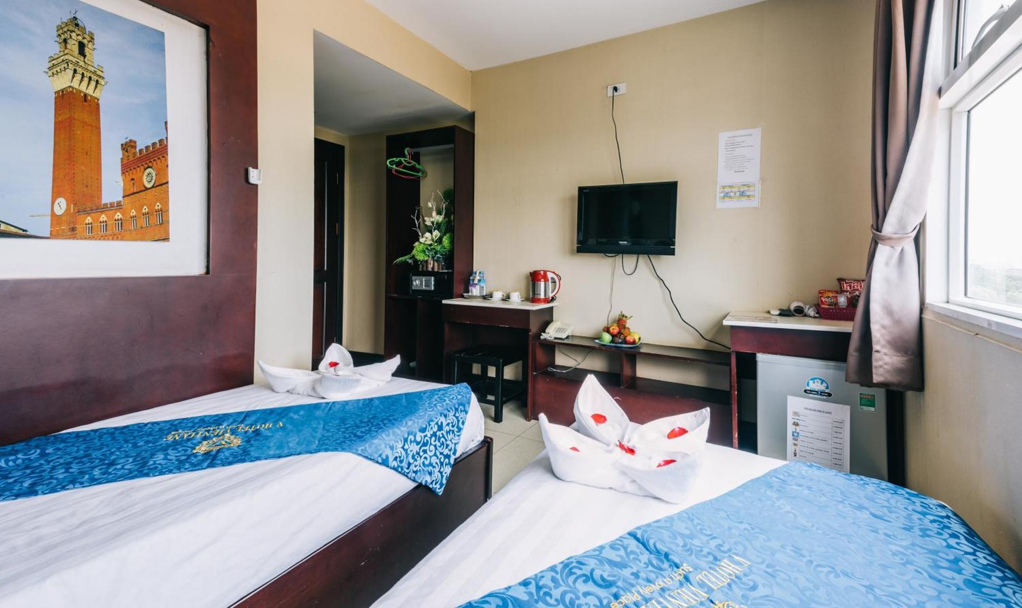 V Hotel Vientiane Exterior photo
